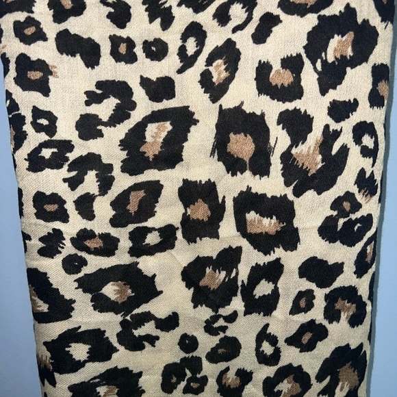 Cheetah print scarf - Picture 2 of 6